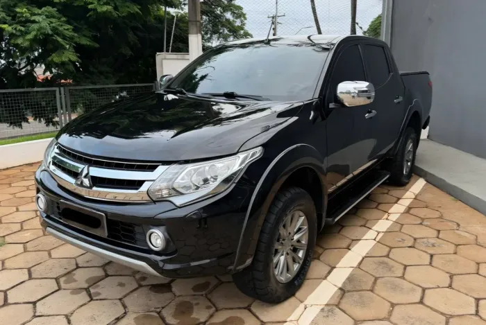 Mitsubishi L200 Triton Sport HPE-S 2.4 CD Dies. AUT 2019
