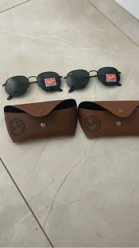 Óculos ray ban novo, sem uso, com NOTA FISCAL, MARAVILHOSO 