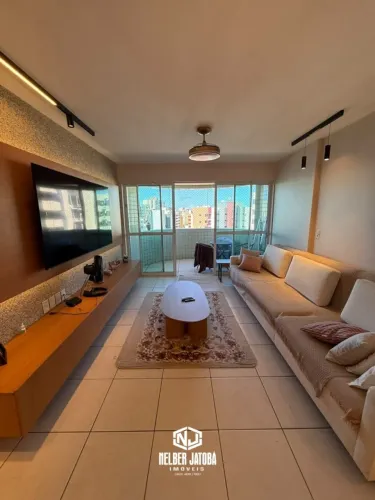 Apartamento mobiliado em Ponta Verde com vista mar e 4 quartos