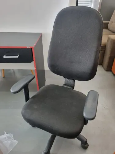 Cadeira Escritório $250,00 A vista ou 12x 24,37 no cartão de crédito