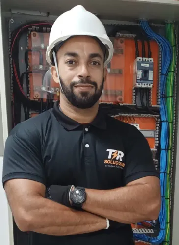 ELETRICISTA - LIGUE JÁ *