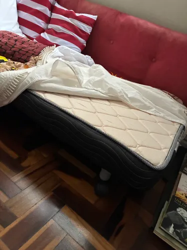 Cama Box Solteiro com Cama Auxiliar - Excelente Estado