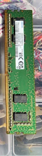 Memória RAM SAMSUNG 4GB 3200Mhz DDR4 1Rx16 UDIMM