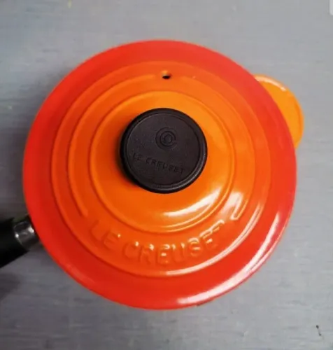 Molheira Laranja Volcanic 16 Cm Le Creuset