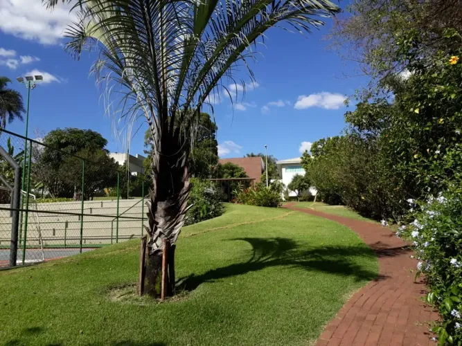 Lote Reserva do Vale próximo a portaria