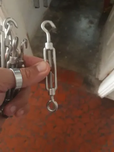 Esticadores em Inox 316,  de 100 à 140 peças 