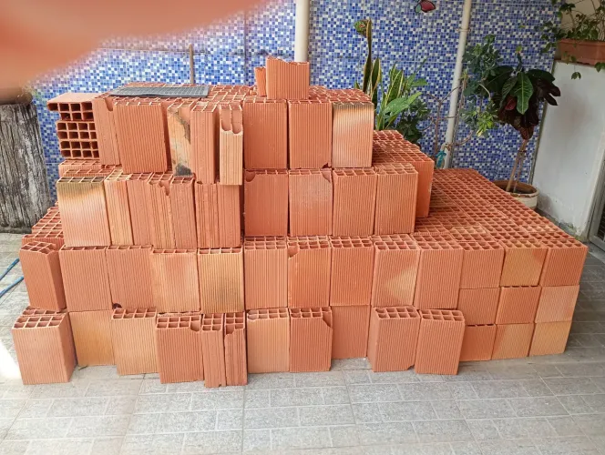 Vendo tijolos 20x30 e 20x20 