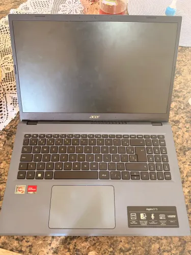 Notebook Acer Aspire 3 AMD Ryzen 5 8GB RAM + SSD 512GB Windows 11 15,6? A315-24P-R31Z
