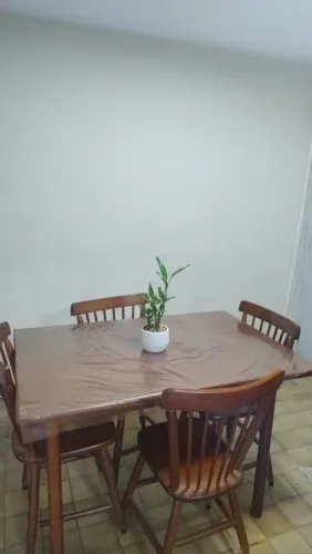 Mesa de jantar madeira