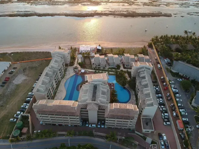 Apartamento para venda tem 127 metros quadrados com 5 quartos em Muro Alto - Ipojuca - Per