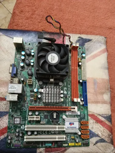  Vendo placa mãe socket AM3 com processador AMD Athlon x2