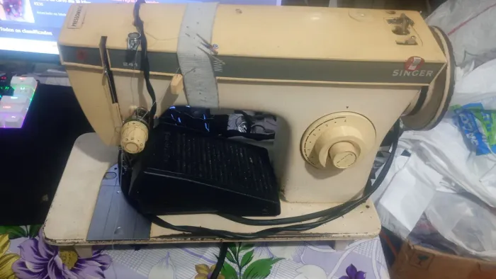 Máquina de costura Singer 