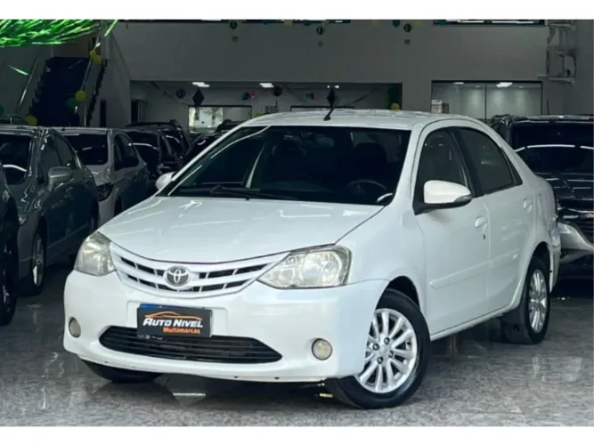 Toyota Etios XLS Sedan 1.5 Flex 16V 4P Mec. 2015