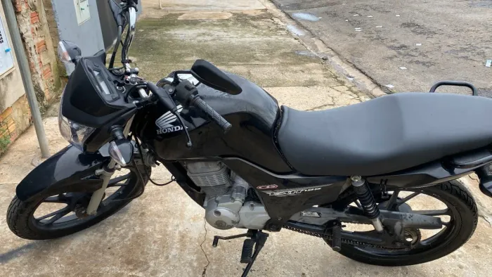Moto Cg fan 2014 pedal com marcas de uso aceito proposta tabela 9,500
