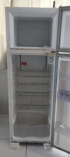 Vendo geladeira usada