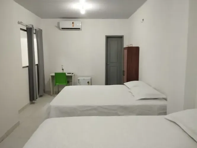 otima pousada em barrerinhas quartos para 2,3 e 4 pessoas 100 mt beira rio