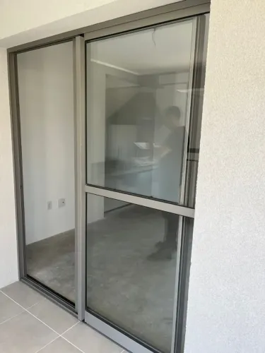 Porta Balcão 2.20 L - cinza claro - 2 folhas