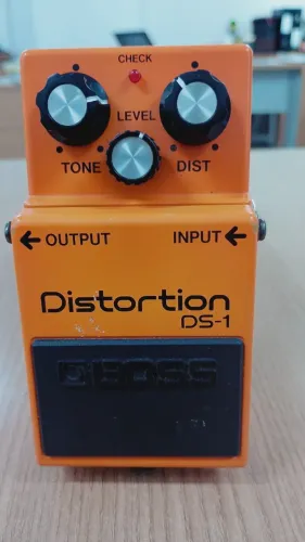 Pedal Guitarra DS 1 Boss