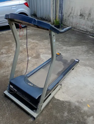 Vendo esteira ergométrica muito boa 