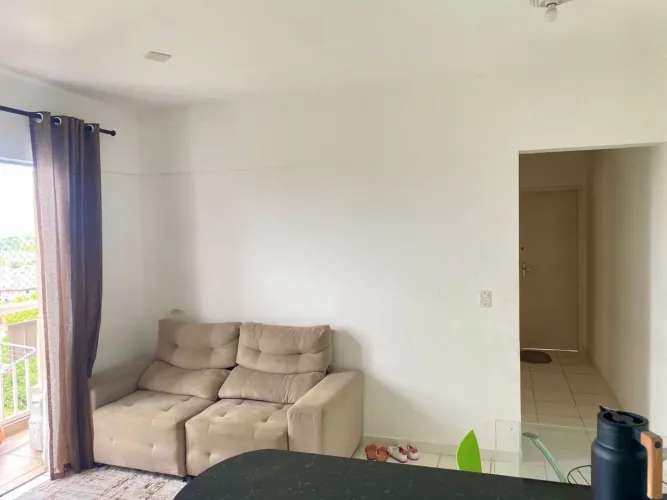 Alugo apartamento em condomínio