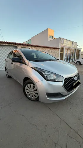 Hyundai HB20 Unique 1.0 Flex 12V Mec. 2019