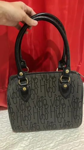 Bolsa Victor Hugo