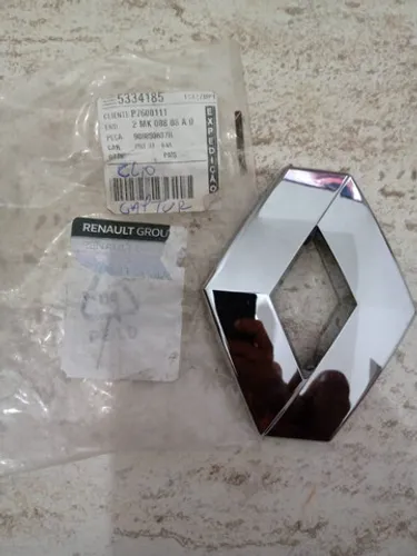 Emblema Tampa da Mala Renault Clio 2012 / Captur 2013