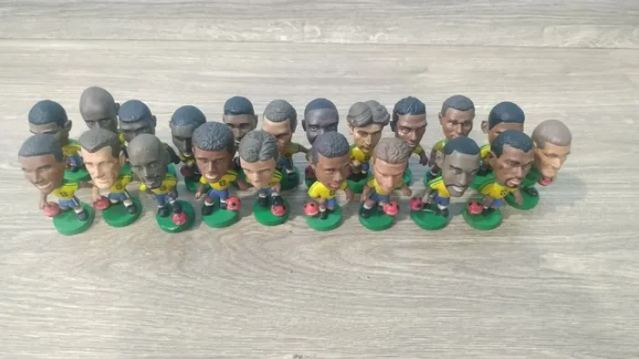 Coleção bonecos da copa seleção de 98