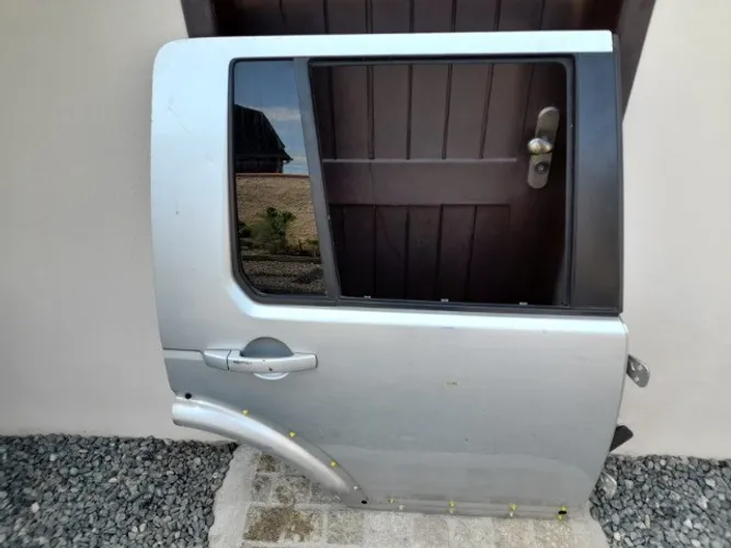 Porta Traseira Direita Land Rover Discovery 3 e 4
