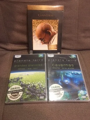 DVDS novos, lacrados : Gandhi (edição clássicos), Planeta Terra Cavernas e Gds Planícies.