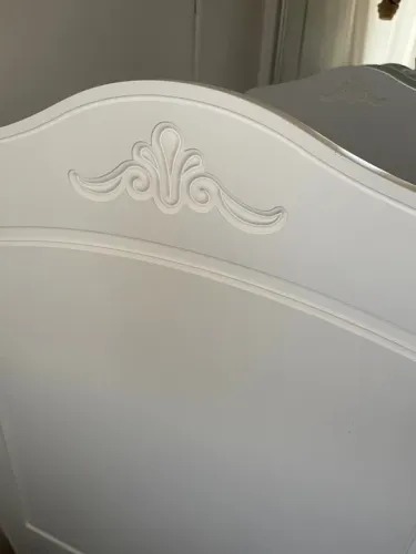 Vendo berço provençal marca Lilibee