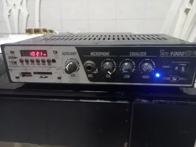 Amplificador som ambiente USB FM MIcrofone