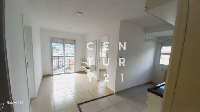 Apartamento com 2 dormitórios, piscina, aceita Pet, na Freguesia do Ó