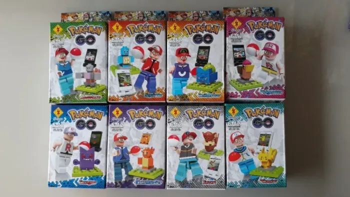 Lote de bonecos compatíveis Lego
