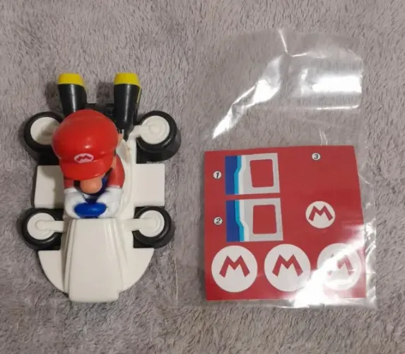 Brinquedo McDonald's Super Mario Kart 8 - Mario (Seminovo)