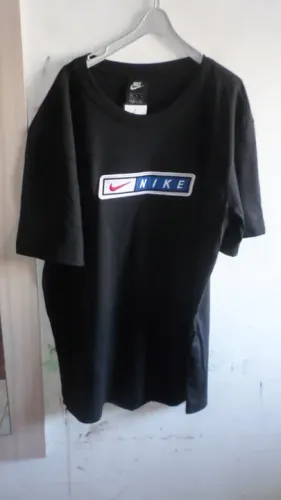 Camiseta Nike Sports 