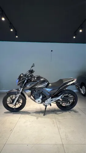 HONDA CB250 ABS twister impecavel sem detalhes acompanha acessorios e peças originais