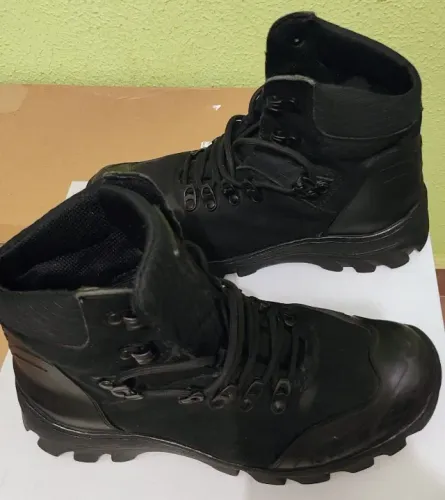 Bota 39 Adventure de Couro Cano Médio Kyllper Phoenix