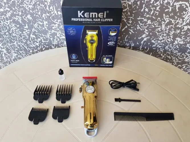 Maquina Profissional de Cortar Cabelo Kemei Gold