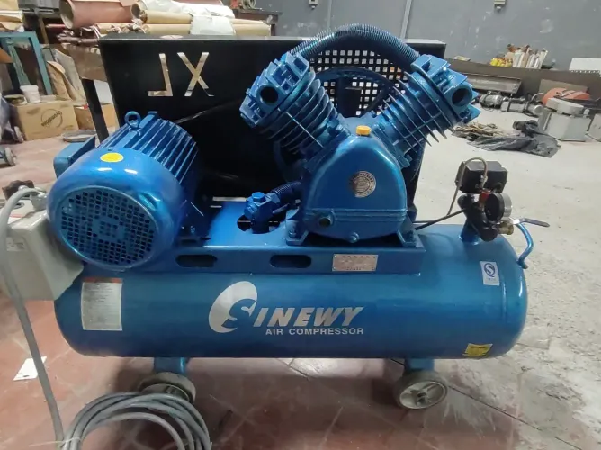Compressor pressure Industrial Sinewy 25pes (5 cavalos)