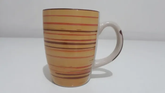 Caneca xícara de capacidade de 0,250 ml líquidos com lindo desenho e design