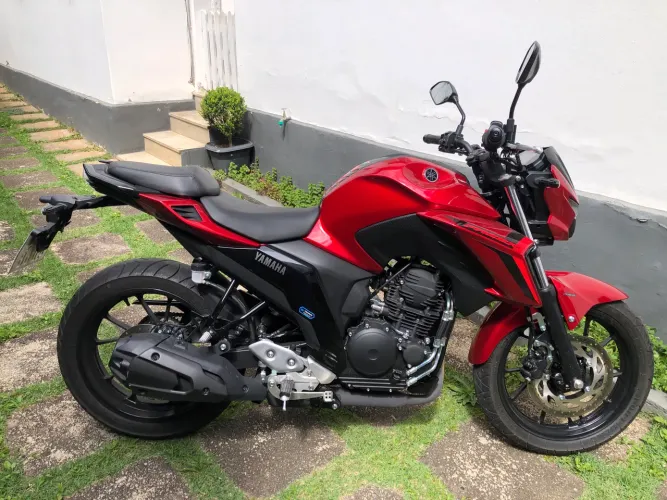 Fz25 CONNECTED 25/25 apenas 1.472 km