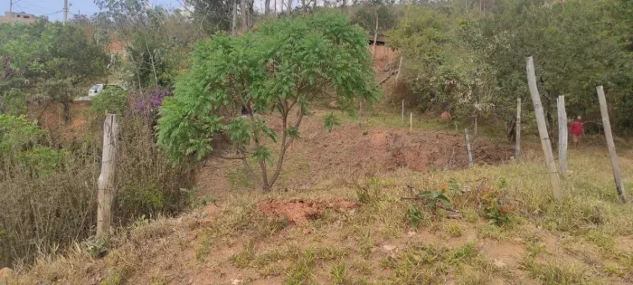 Lote em Rua Santa Tereza - Morro da Cruz - Sabará/MG