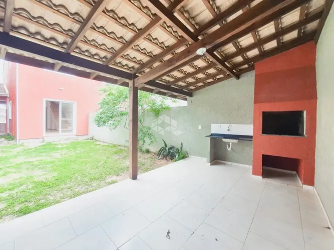 SOBRADO/CASA COM 2 QUARTOS A VENDA PRÓXIMO À PRAIA DO CAMPECHE