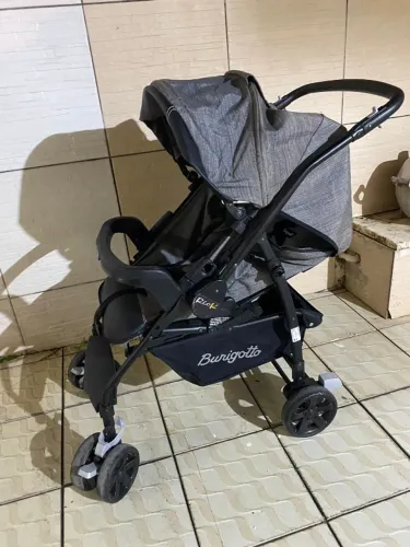Carrinho de Bebê Burigotto