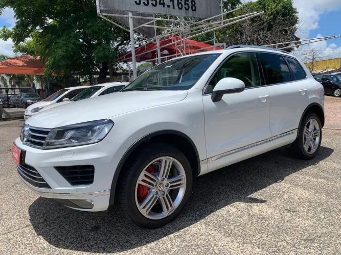 Volkswagen Touareg R-line 4.2 V8 360cv Tiptronic 5P 2015