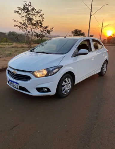 Ônix LT 2019 completo