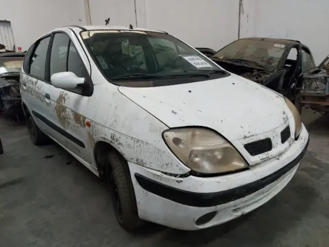 Sucata Venda De Peças Renault Scenic Aut 1.6 16v 2006