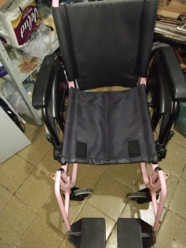 CADEIRA DE RODAS ORTOBRAS.