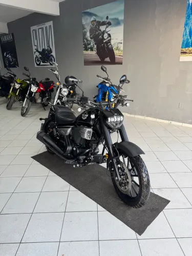 Titanium 2025 2 mil km. Aceito troca e financio 